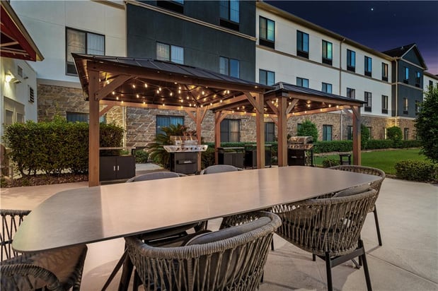 Images Homewood Suites by Hilton Beaumont, TX