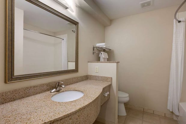 Images Best Western Plus Omaha Airport Inn