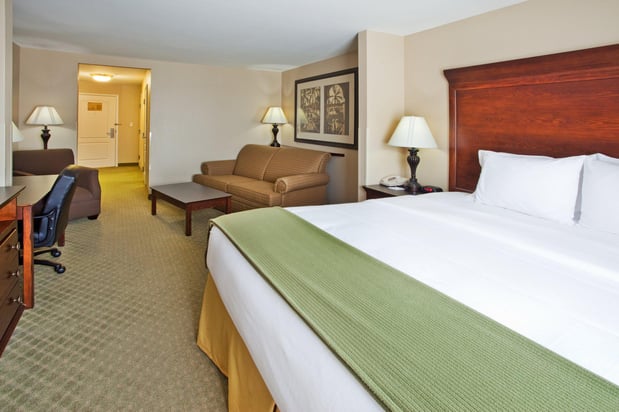 Images Holiday Inn Express Savannah Airport by IHG