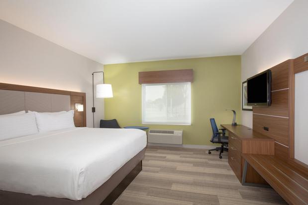 Images Holiday Inn Express & Suites Amarillo by IHG