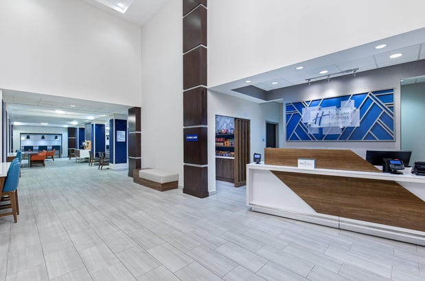 Images Holiday Inn Express & Suites Cleveland Northwest by IHG