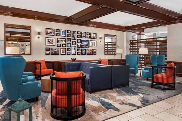 Images Embassy Suites by Hilton Nashville Airport
