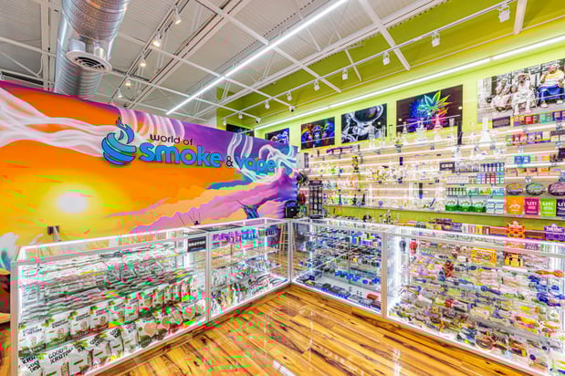 Images World of Smoke & Vape - Lake Park