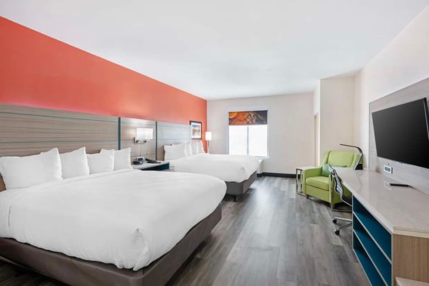 Images Best Western Plus Executive Residency Carlsbad Hotel
