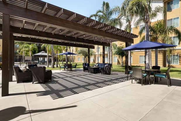 Images Homewood Suites by Hilton Bakersfield