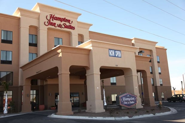 Images Hampton Inn & Suites Carlsbad