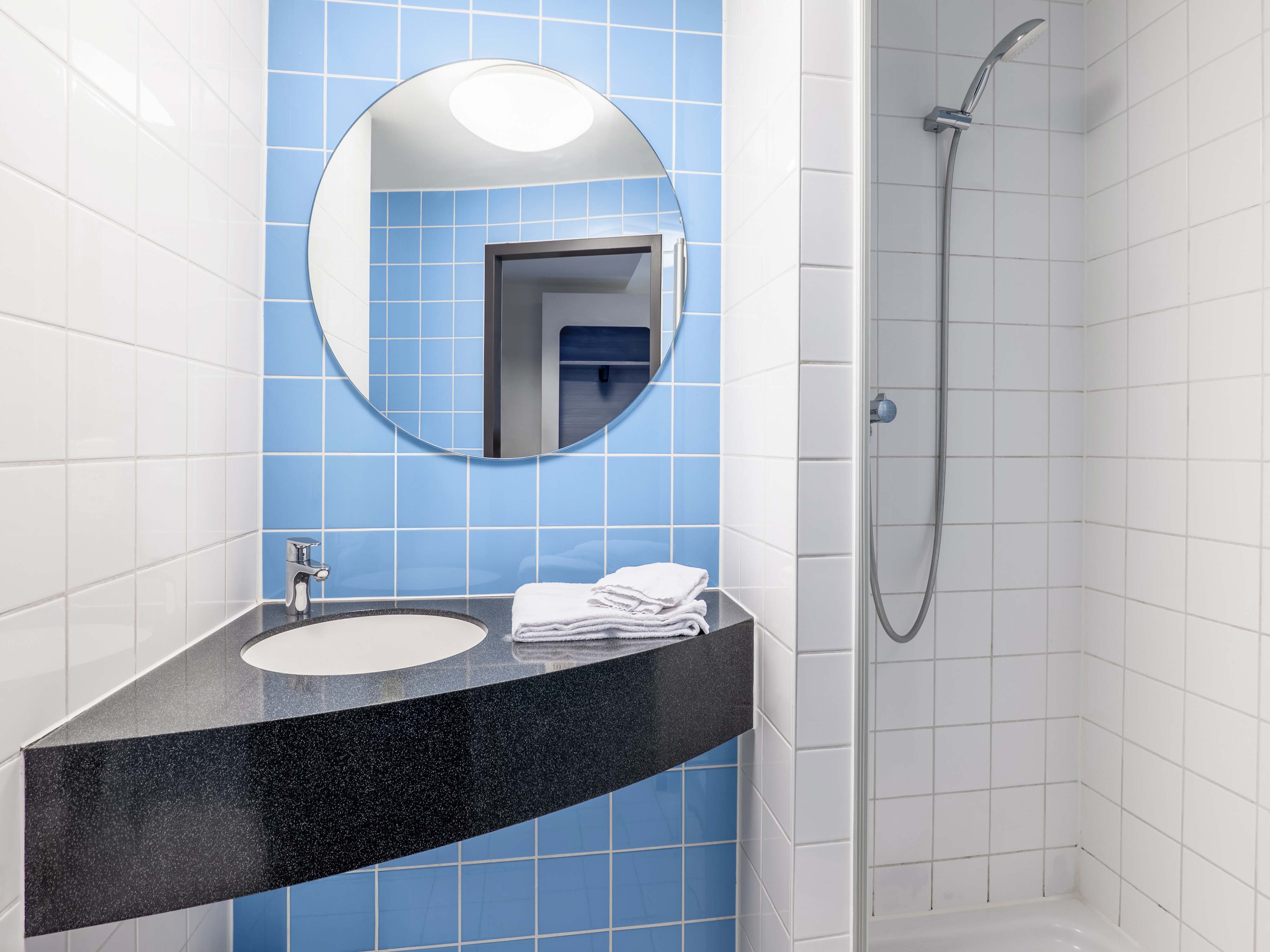 Bilder B&B HOTEL Heilbronn