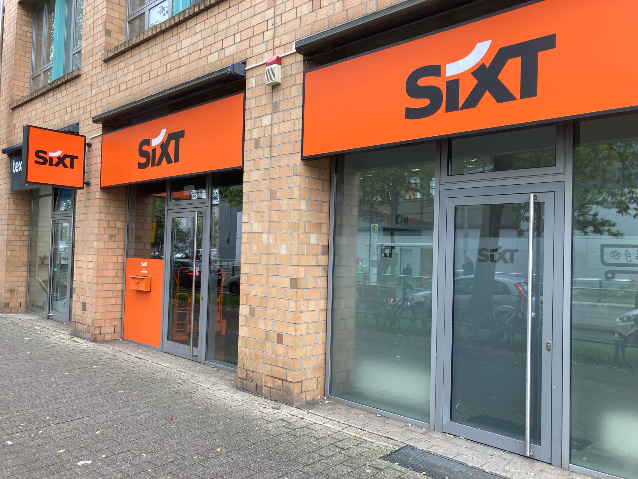 SIXT Autovermietung Magdeburg, Lübecker Straße 14 in Magdeburg