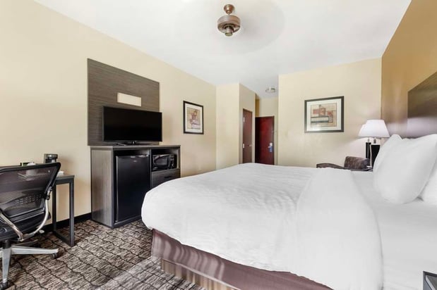 Images Best Western Carthage Inn & Suites