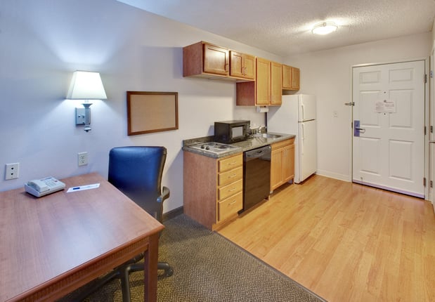 Images Candlewood Suites Rockford by IHG