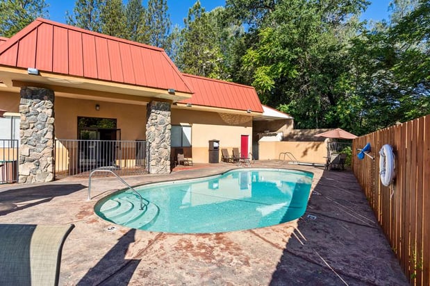 Images Best Western Plus Yosemite Way Station Motel