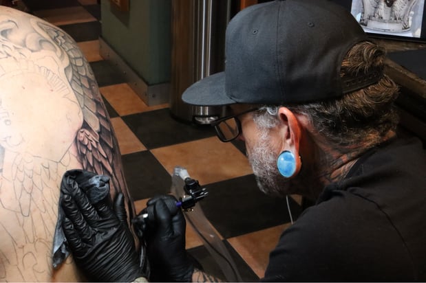 Images Phantom 8 Tattoo & Piercing
