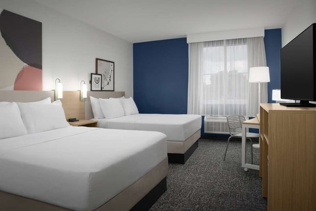 Images Spark by Hilton Miami Doral