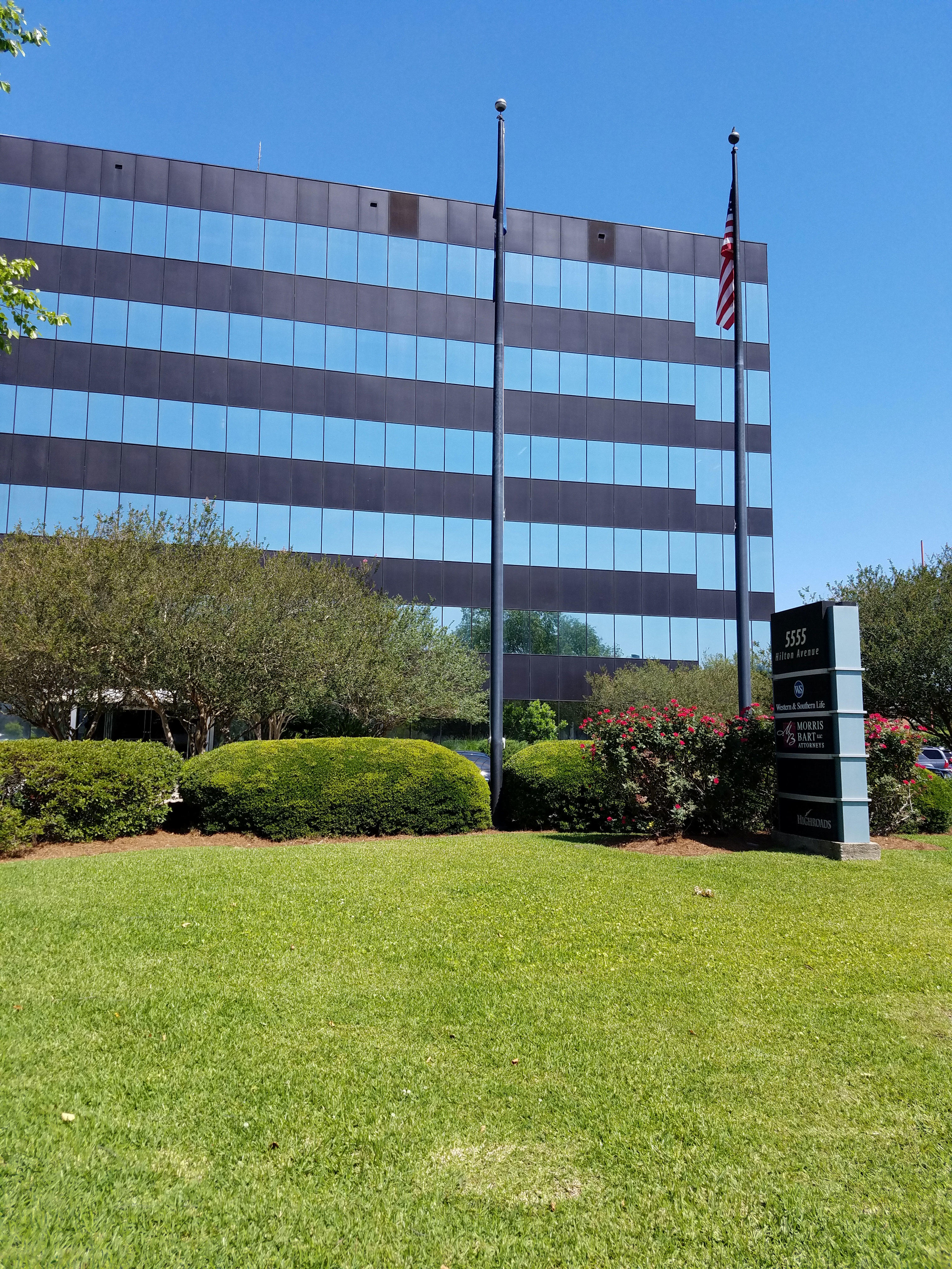 Morris Bart's Baton Rouge office is located in the Xerox Building.