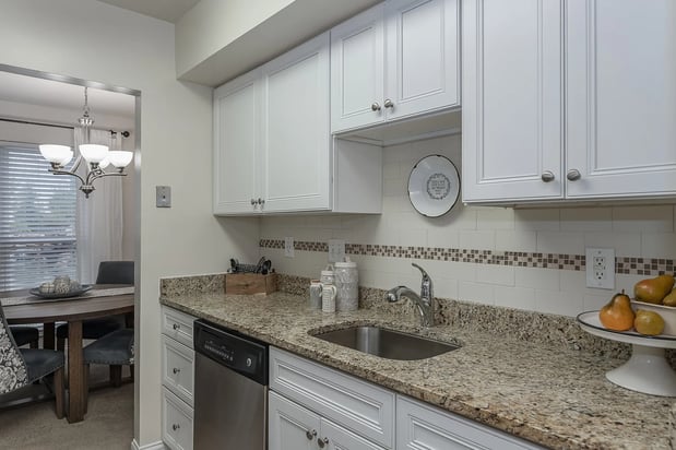 Images Harpers Point Apartments