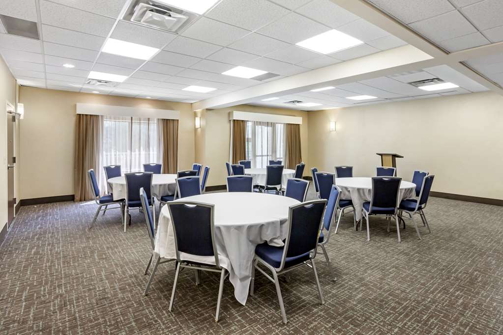 Meeting Room / Banquet Space