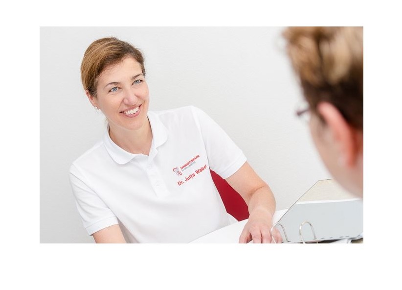 Zahnarztpraxis in der Laguna, Dr. Jutta Waber, Hauptstraße 44B in Pfaffenhofen an der Roth