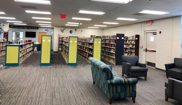Images Mid-Continent Public Library - Claycomo Branch