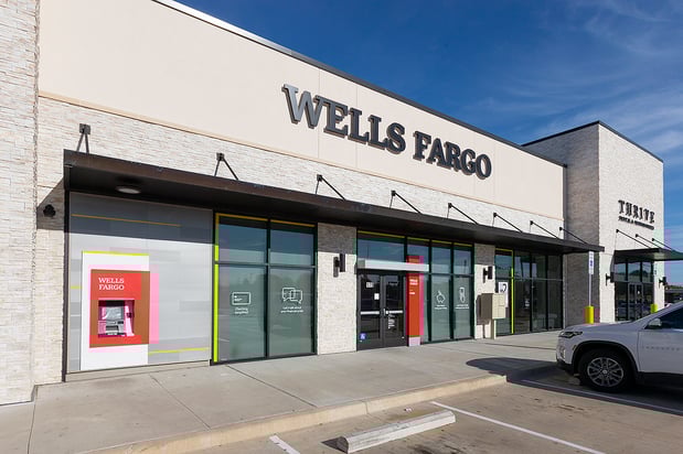 Images Wells Fargo Bank
