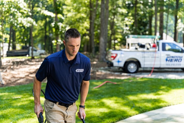 Images Window Hero Charlotte