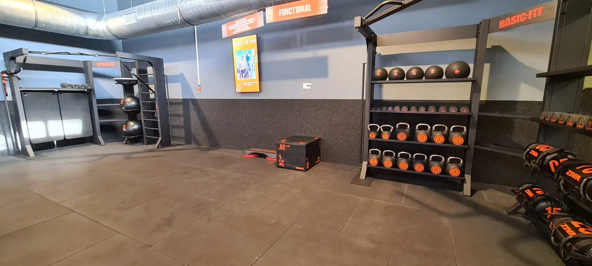 Foto's Basic-Fit 24/7