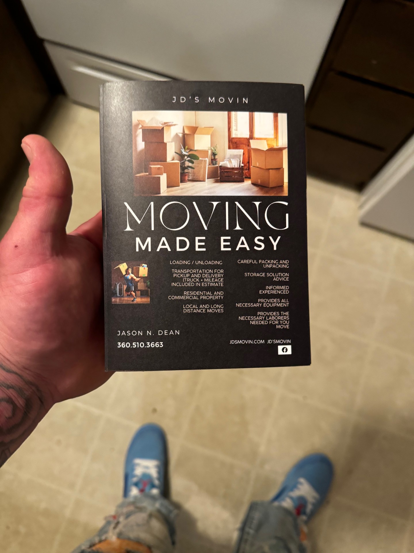 Experience stress-free relocation with JD's MOVIN’s full-service moving solutions. From start to finish, our team handles every aspect of your move with care and attention to detail. Rely on us for a comprehensive and hassle-free moving experience tailored to your needs.