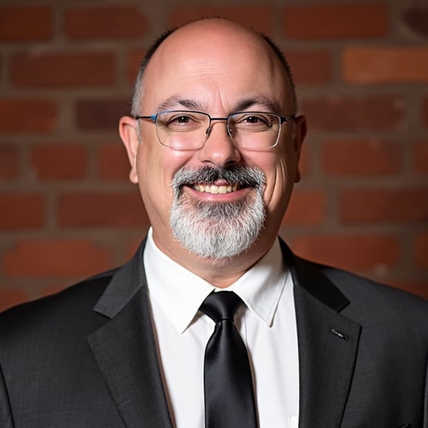 Images Salvador Cruz - Mutual of Omaha