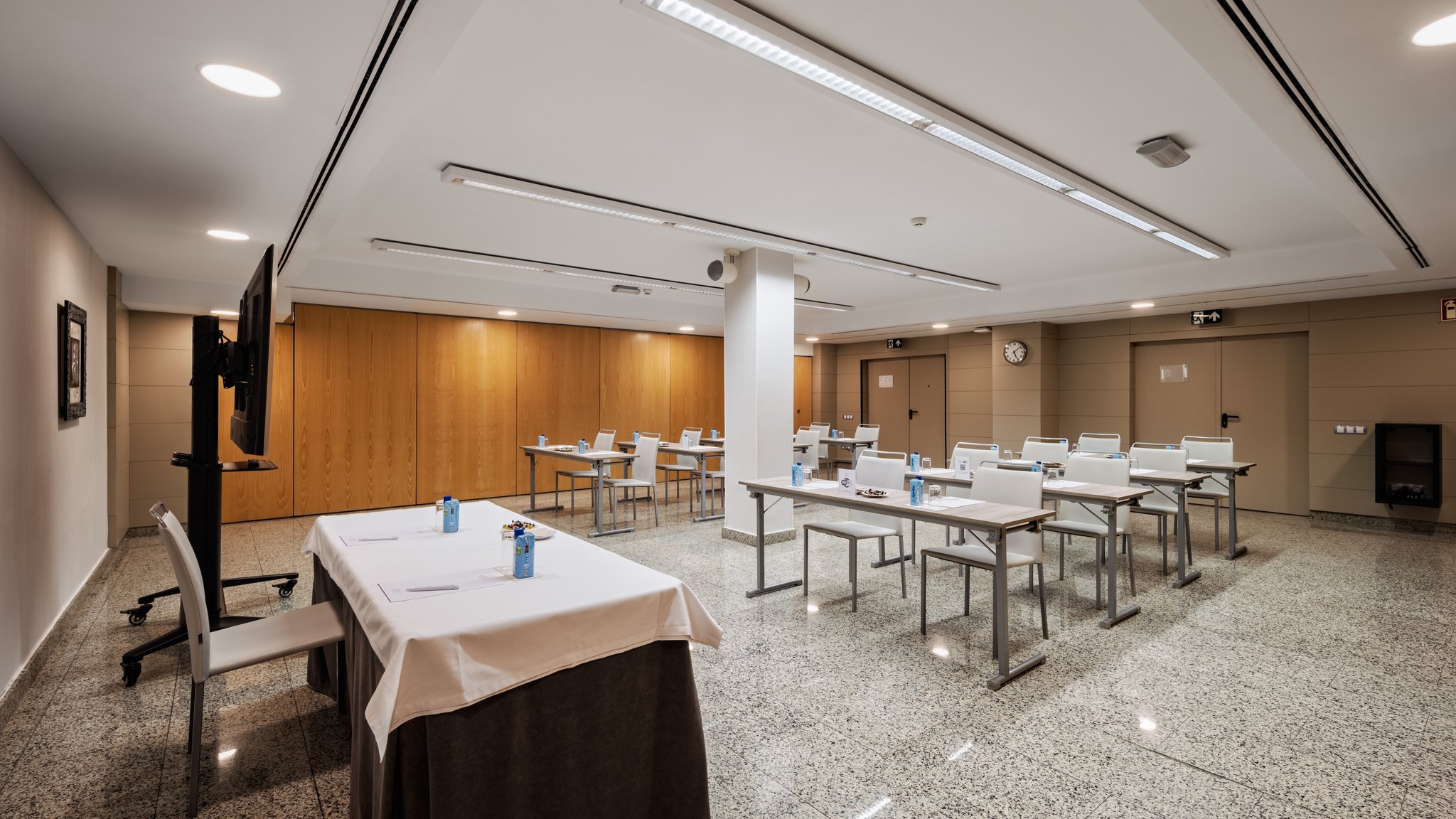 Images Crowne Plaza Madrid Airport by IHG