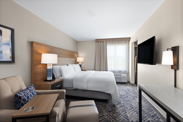 Images Candlewood Suites McPherson by IHG
