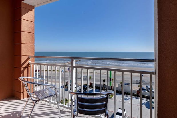 Images Home2 Suites by Hilton Galveston