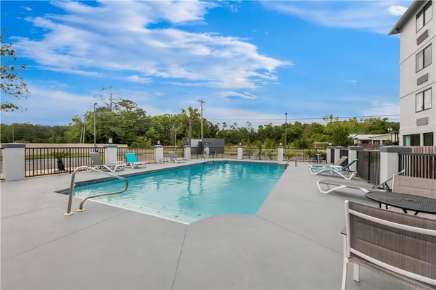 Images Spark by Hilton Biloxi Ocean Springs