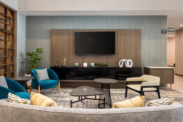 Images Holiday Inn & Suites Monterey Park - Los Angeles by IHG