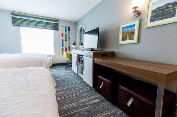 Images Hampton Inn Bismarck North