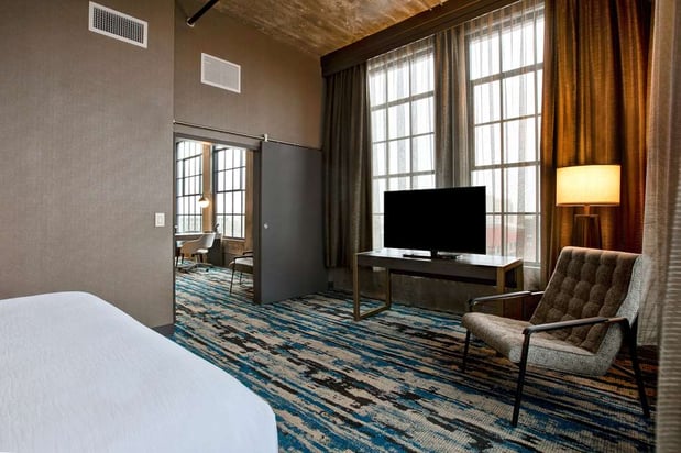 Images Embassy Suites by Hilton Rockford Riverfront