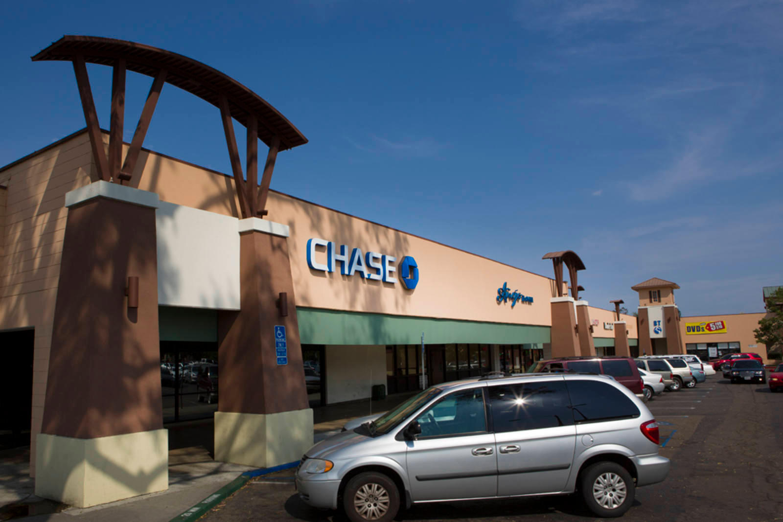 Chase at Felicita Plaza Shopping Center