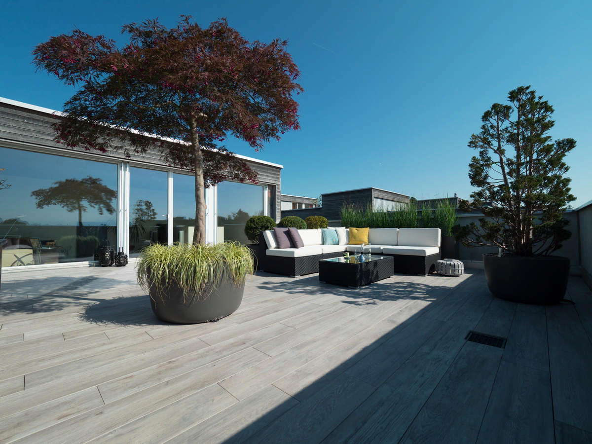 Silvedes AG, Bellevue in Brütten