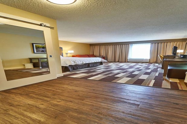 Images Hampton Inn Uniontown