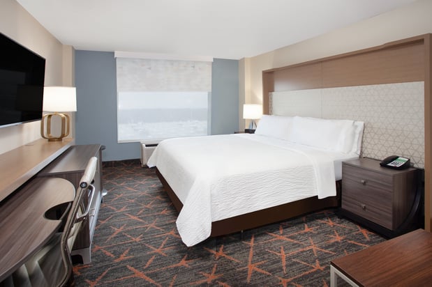 Images Holiday Inn Chicago Oakbrook by IHG