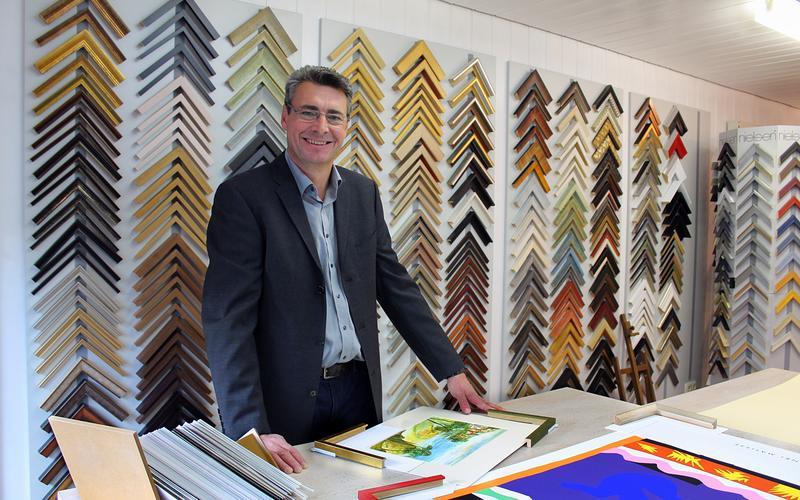 Handmaler, Josef-Schreiner-Str. 16 in Deggendorf