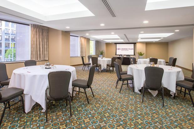 Images Crowne Plaza Seattle-Downtown by IHG