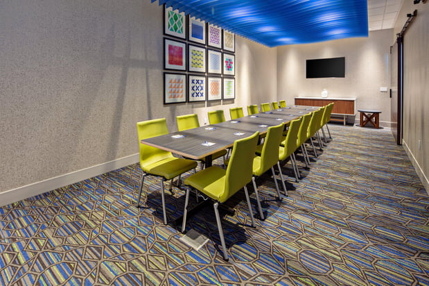 Images Holiday Inn Express & Suites Ventura Harbor by IHG