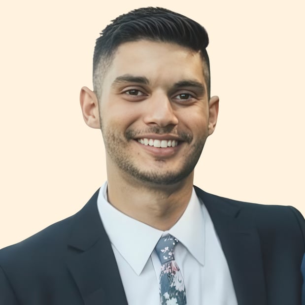 Images Zachary Sahely, Counselor