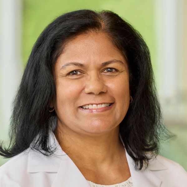 Kaarkuzhali Krishnamurthy, MD