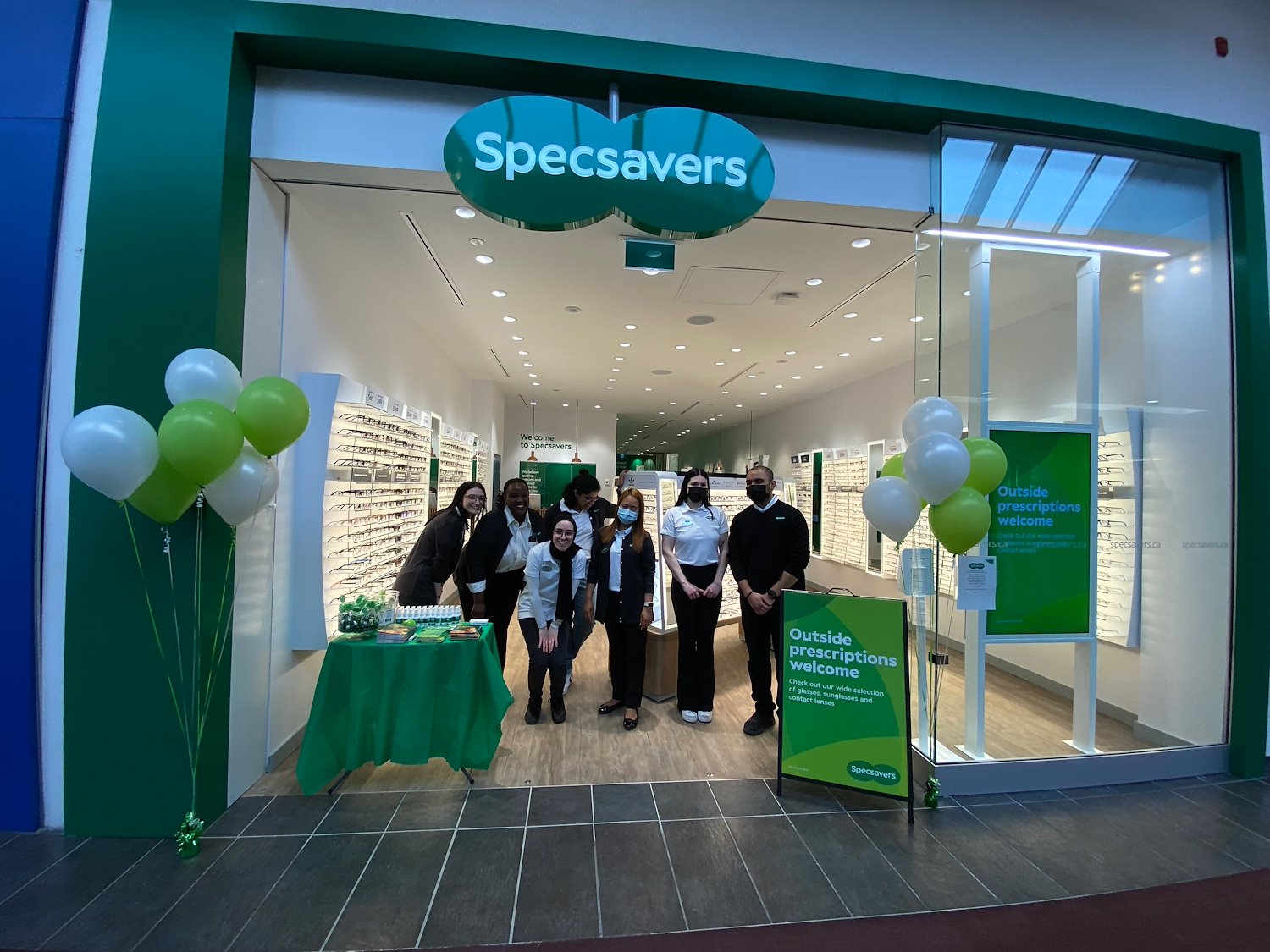 Images Specsavers Carlingwood Shopping Centre