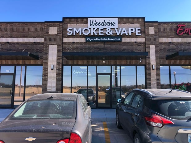 Images CoinFlip Bitcoin ATM - Woodvine Smoke & Vape (Edmond)