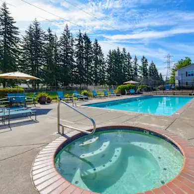 Landings at Morrison | Pool