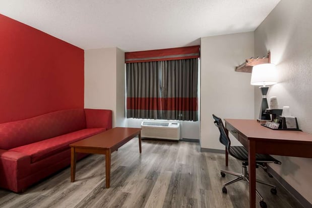 Images SureStay Plus by Best Western San Antonio North