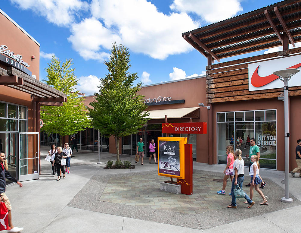 Seattle Premium Outlets - Outlet Mall - Tulalip, WA 98271