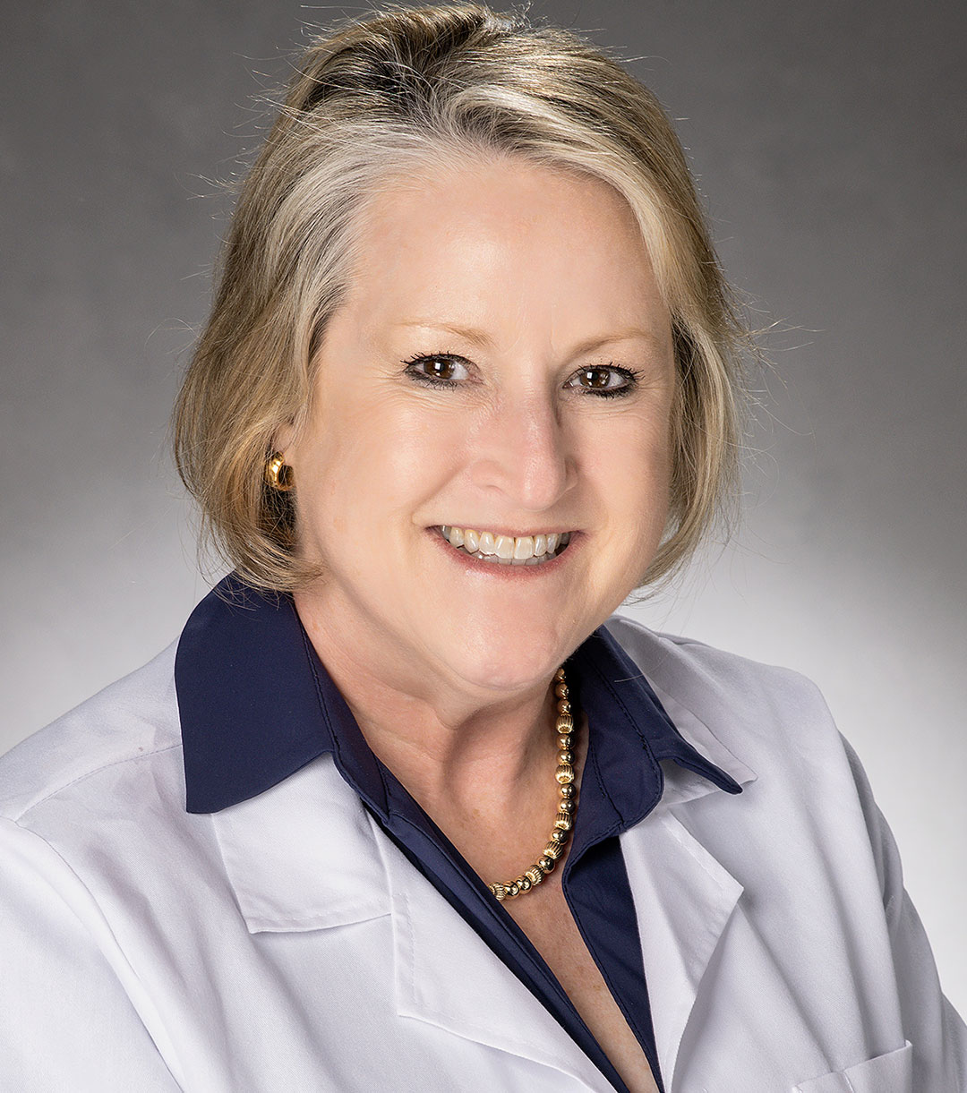 Headshot of Dr. Rebecca Reyes