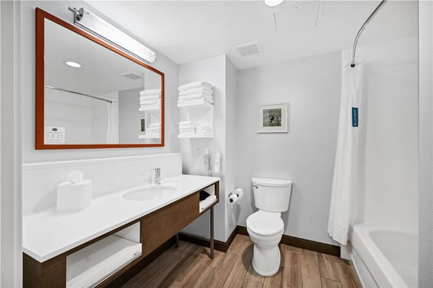Images Hampton Inn & Suites Logan